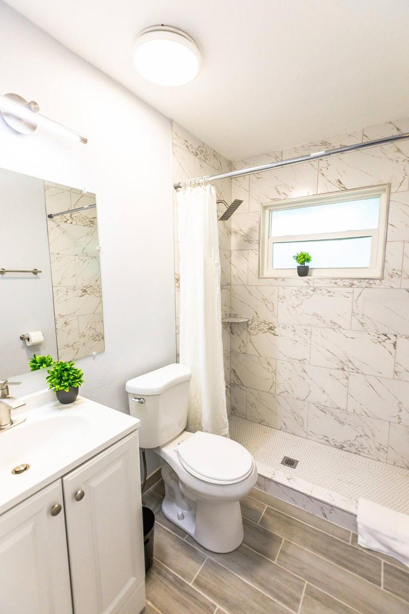 Trendy Home By Jet Skis, Parks & Art Hotspots Sarasota Bagian luar foto
